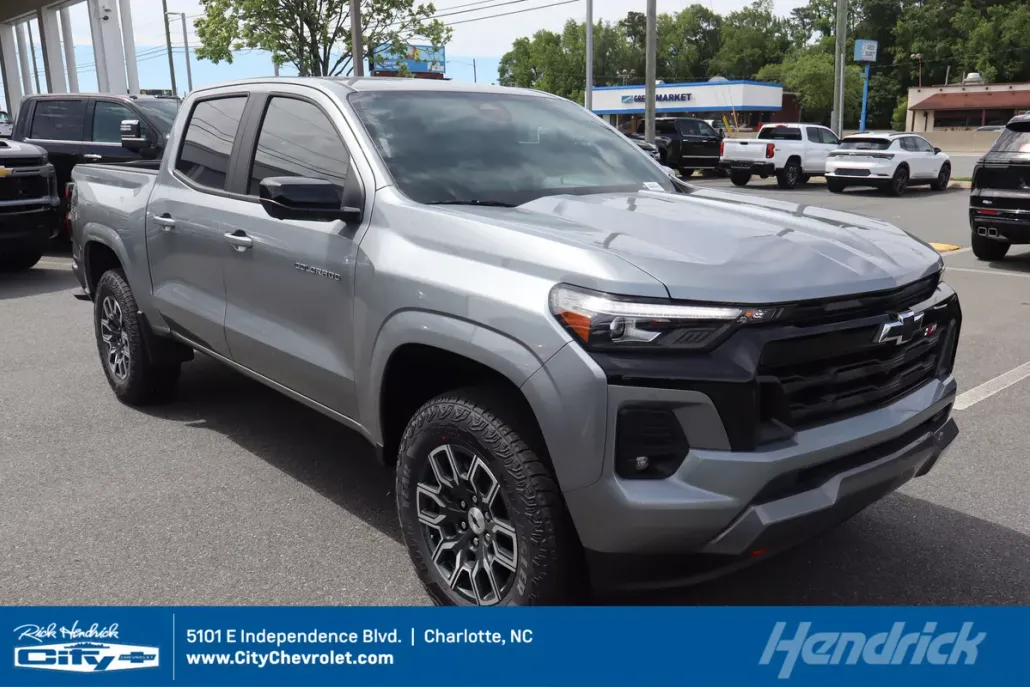 2025 Chevrolet Colorado Z71 photo 1