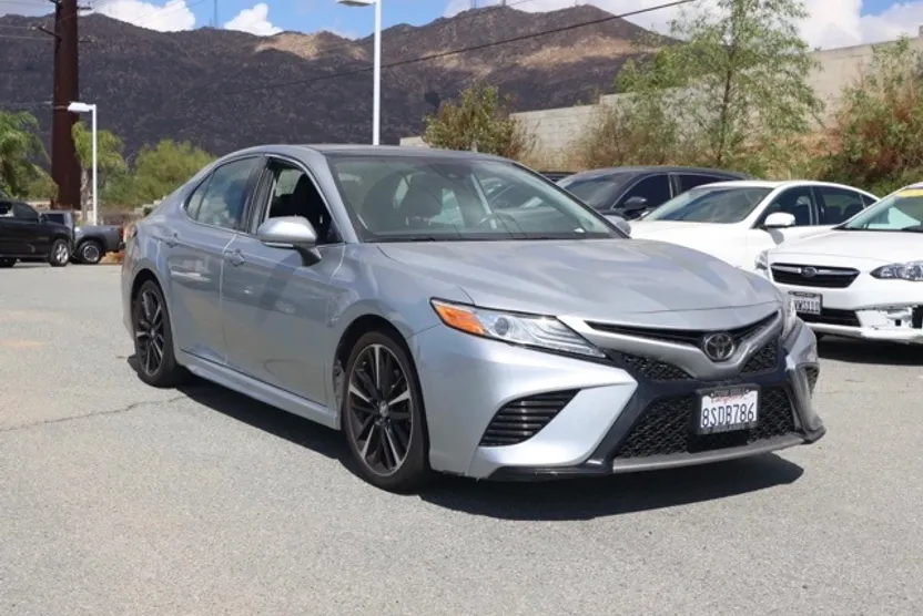 2020 Toyota Camry XSE V6 photo 1
