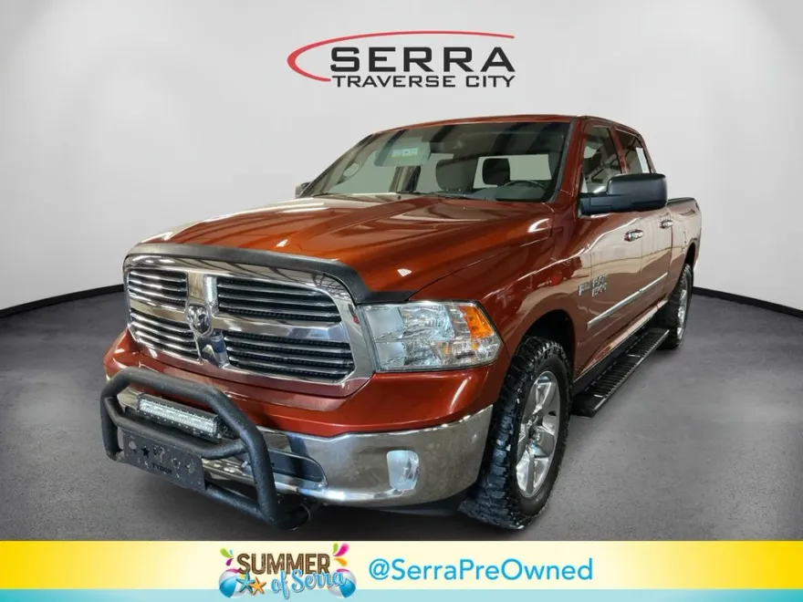 2013 Ram 1500 SLT photo 1