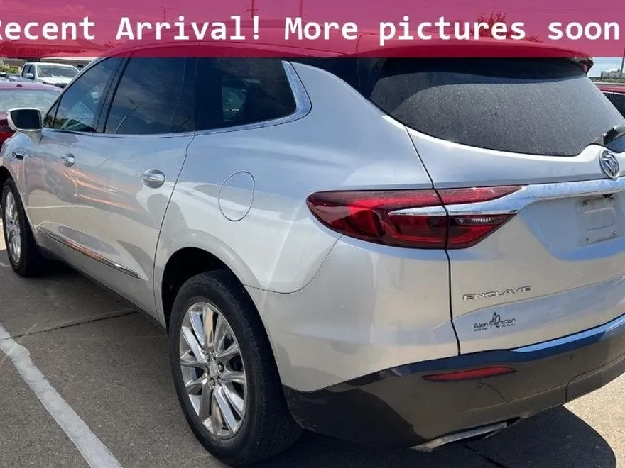 2020 Buick Enclave Essence photo 1