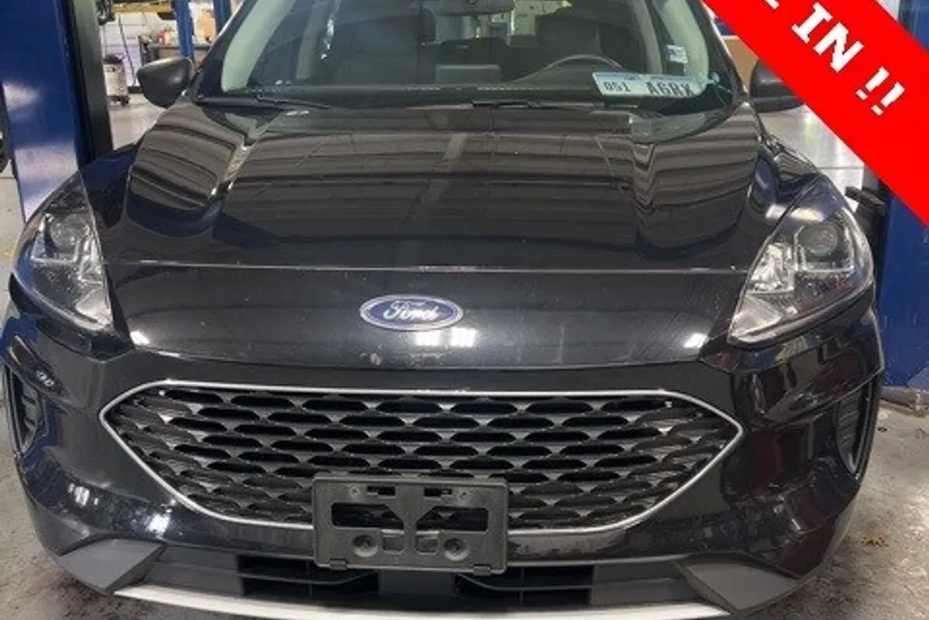2022 Ford Escape SE photo 1