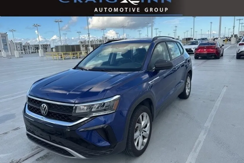 2023 Volkswagen Taos S photo 1