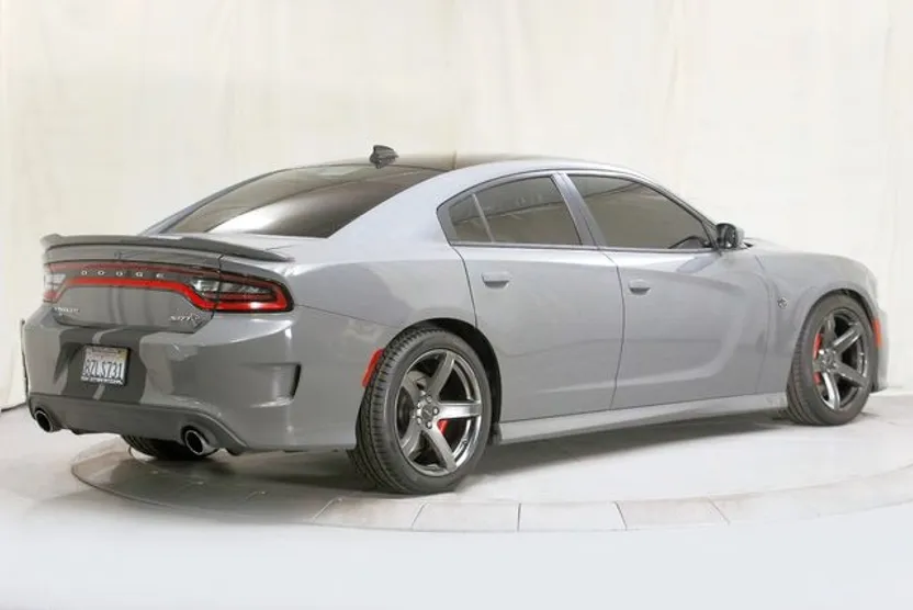 2019 Dodge Charger SRT8 Hellcat photo 1