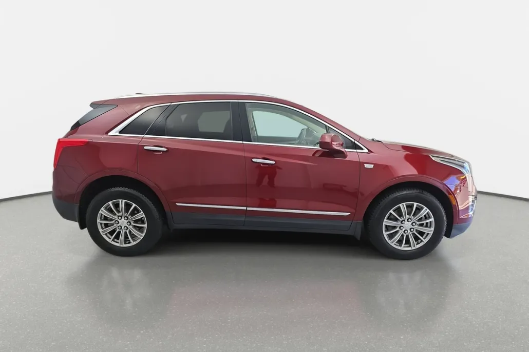 2017 Cadillac XT5 Luxury photo 1