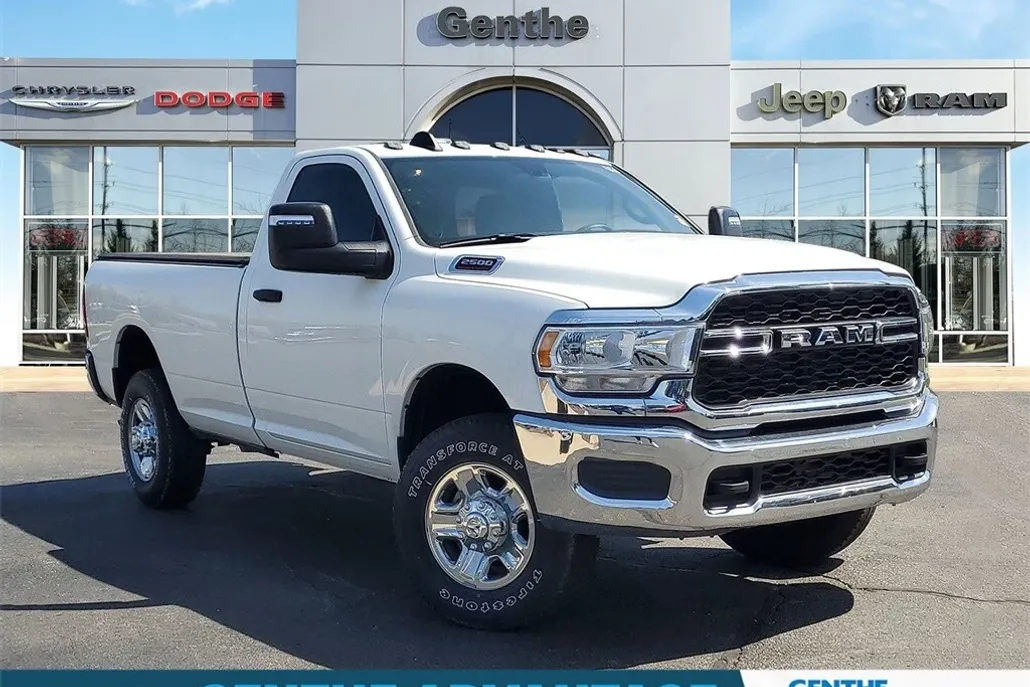 2023 Ram 2500 Tradesman photo 1