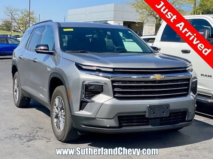 2024 Chevrolet Traverse photo 1