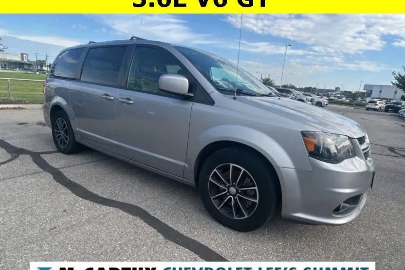 2018 Dodge Grand Caravan GT photo 1