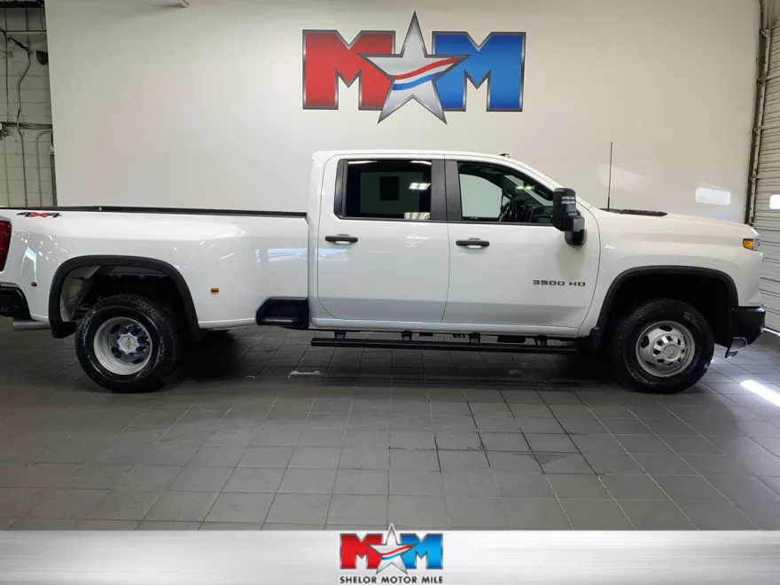 2024 Chevrolet Silverado 3500HD Work Truck photo 1
