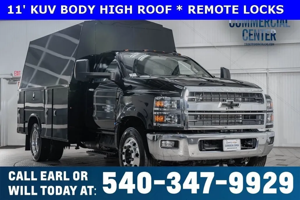 2024 Chevrolet Silverado 5500HD Work Truck photo 1