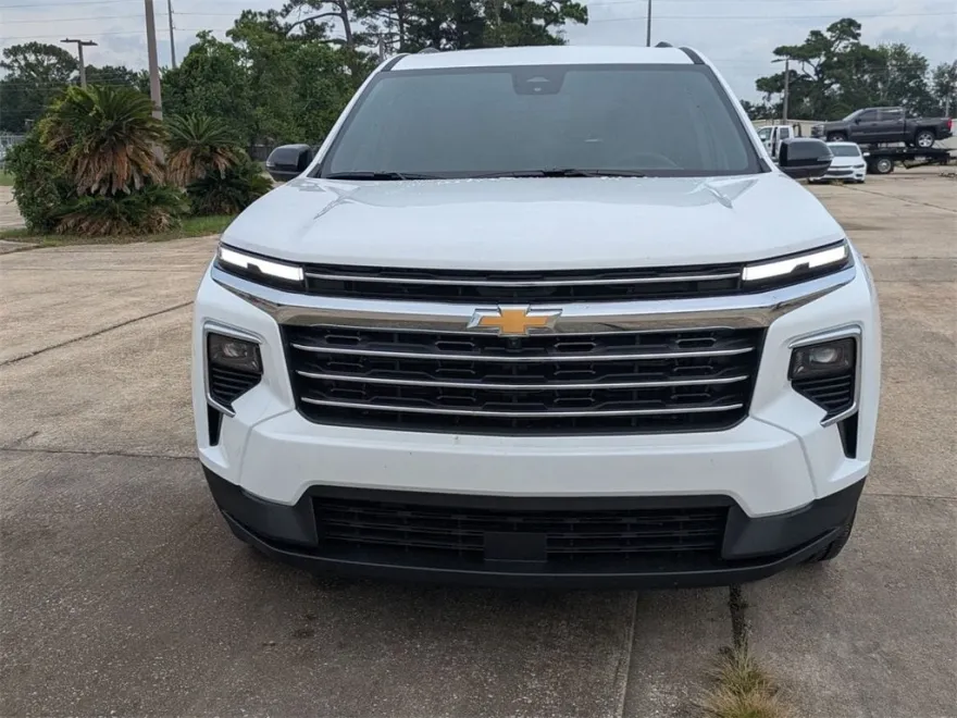 2026 Chevrolet Traverse photo 1