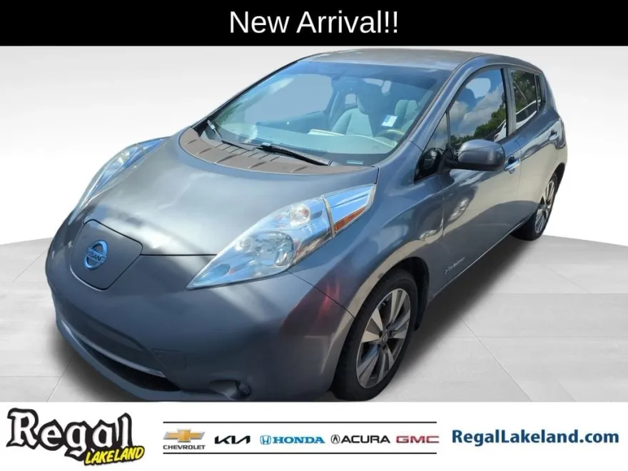 2016 Nissan Leaf SV photo 1