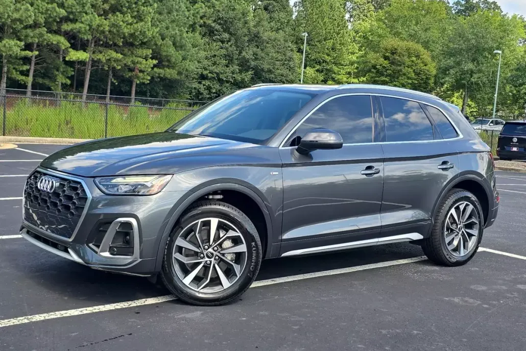 2024 Audi Q5 S line Premium Plus photo 1