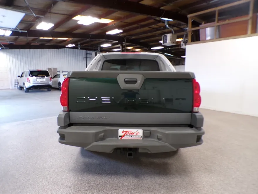 2002 Chevrolet Avalanche photo 1