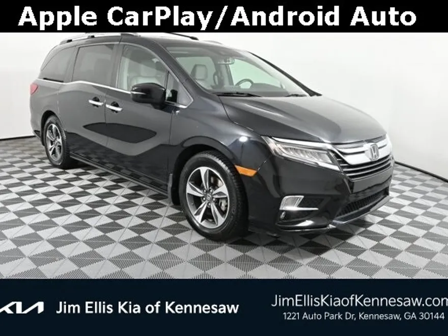 2019 Honda Odyssey Touring photo 1