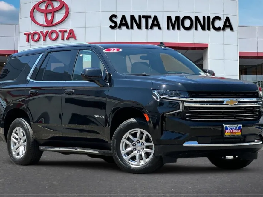 2022 Chevrolet Tahoe LT photo 1