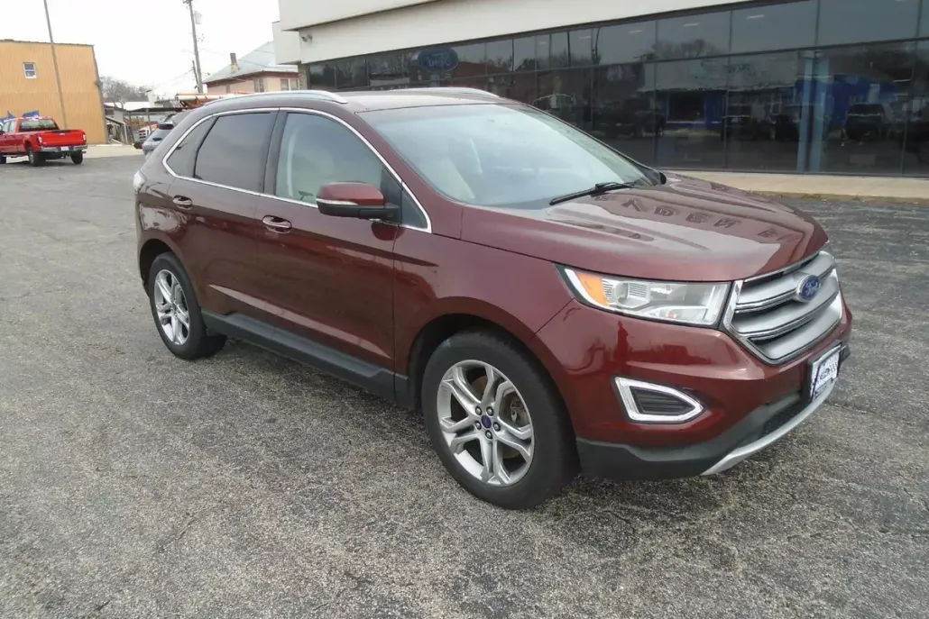 2015 Ford Edge Titanium photo 1