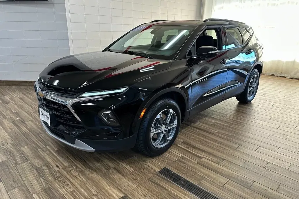 2023 Chevrolet Blazer 3LT photo 1