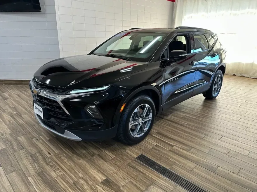 2023 Chevrolet Blazer 3LT photo 1