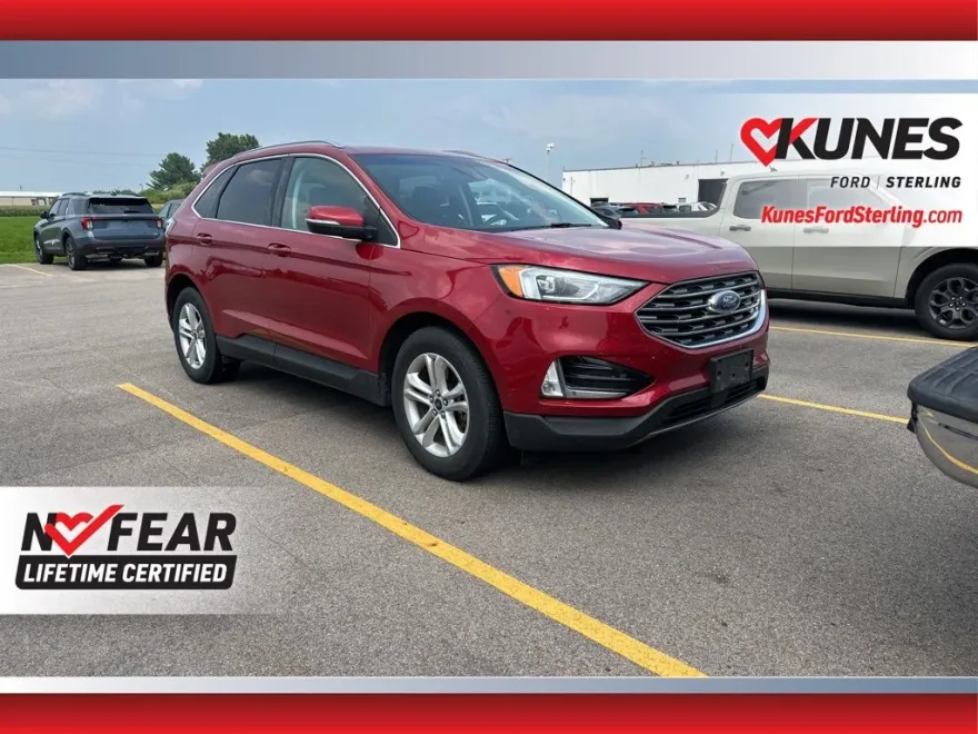 2020 Ford Edge SEL photo 1