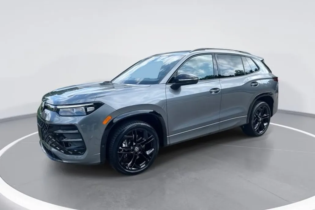 2025 Volkswagen Tiguan SE R-Line Black photo 1