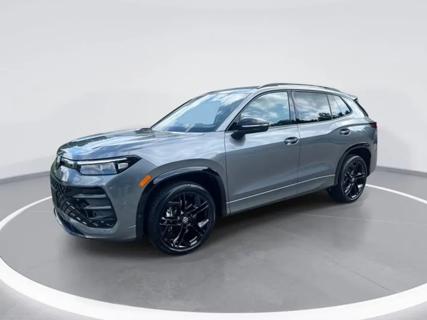 2025 Volkswagen Tiguan SE R-Line Black photo 1