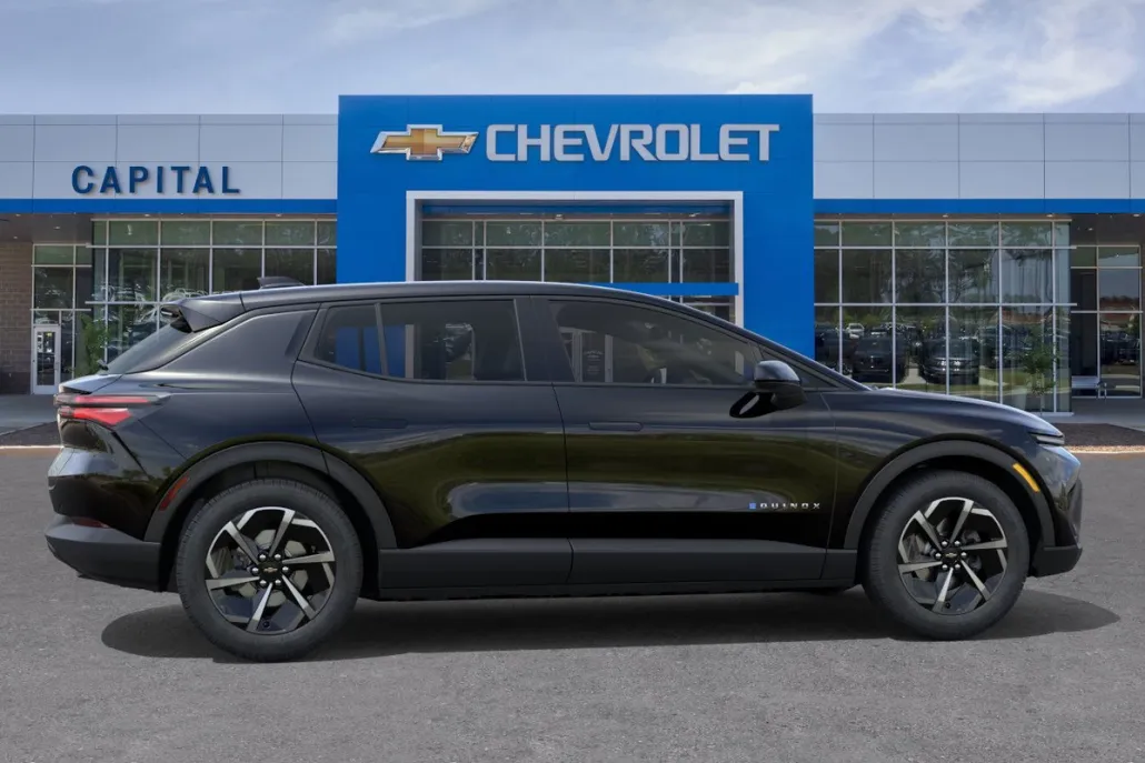 2026 Chevrolet Equinox EV 1LT photo 1