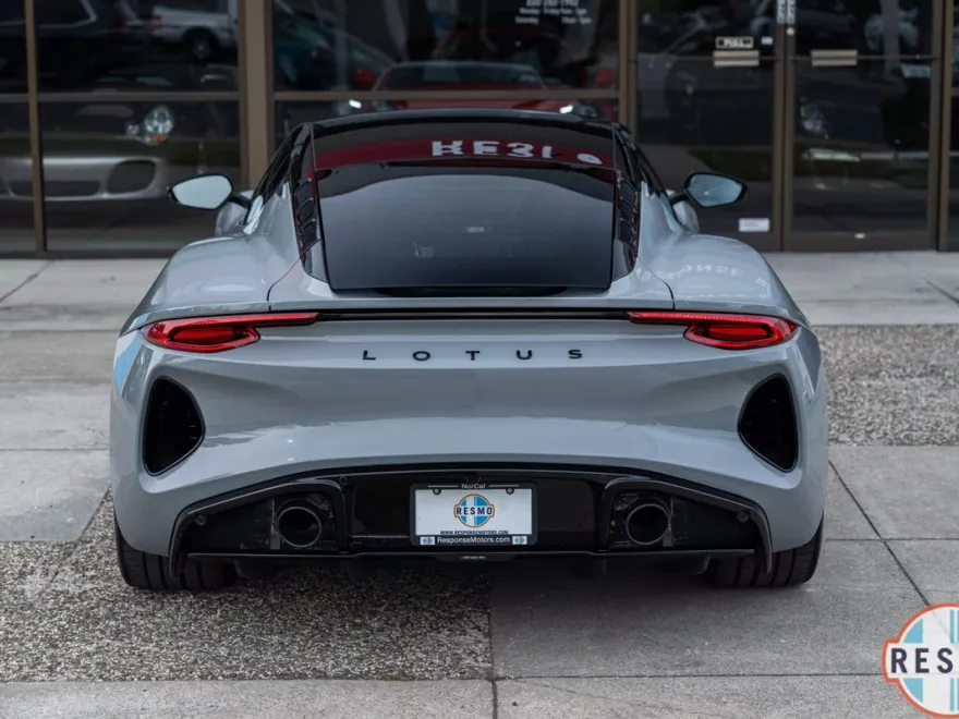 2024 Lotus Emira First Edition photo 5