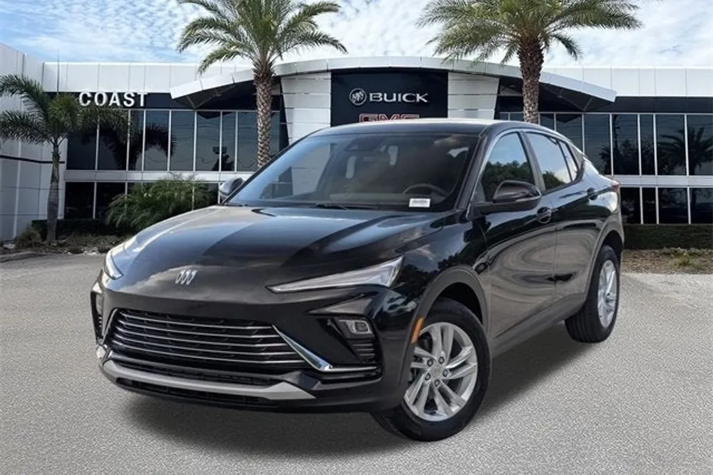 2025 Buick Envista Preferred photo 1
