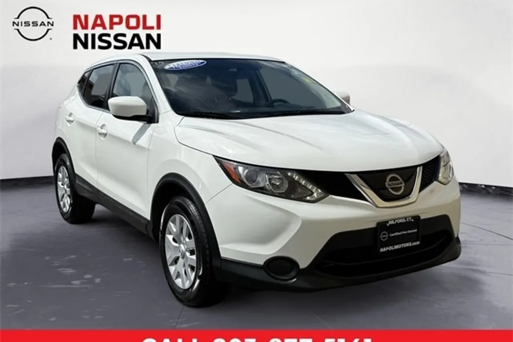 2019 Nissan Rogue Sport S photo 1