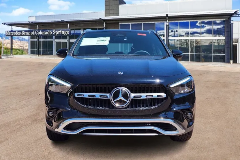 2026 Mercedes Benz GLA 250 4MATIC photo 1