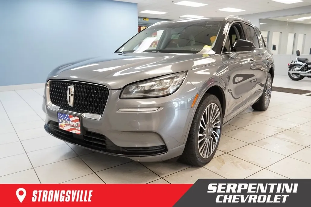 2021 Lincoln Corsair Standard photo 1