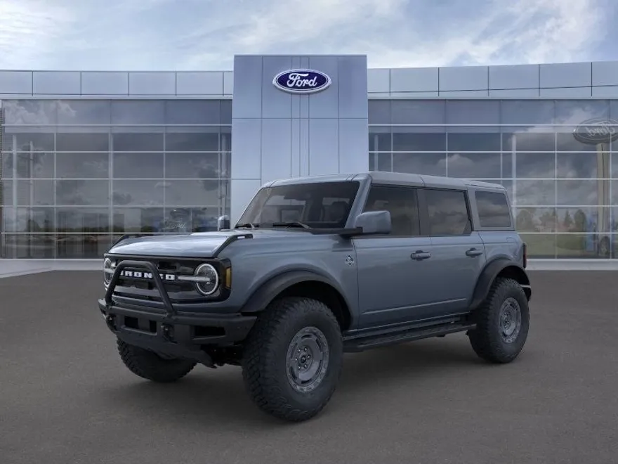 2024 Ford Bronco Outer Banks photo 1