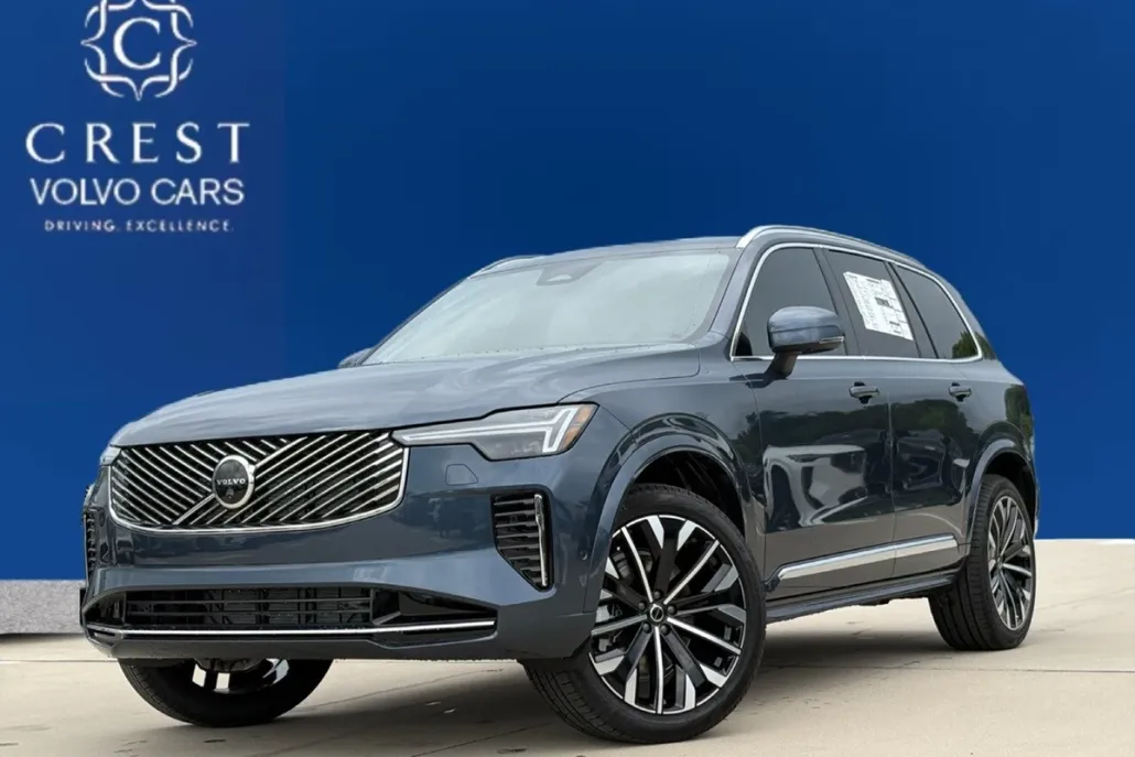 2026 Volvo XC90 B5 Plus photo 1