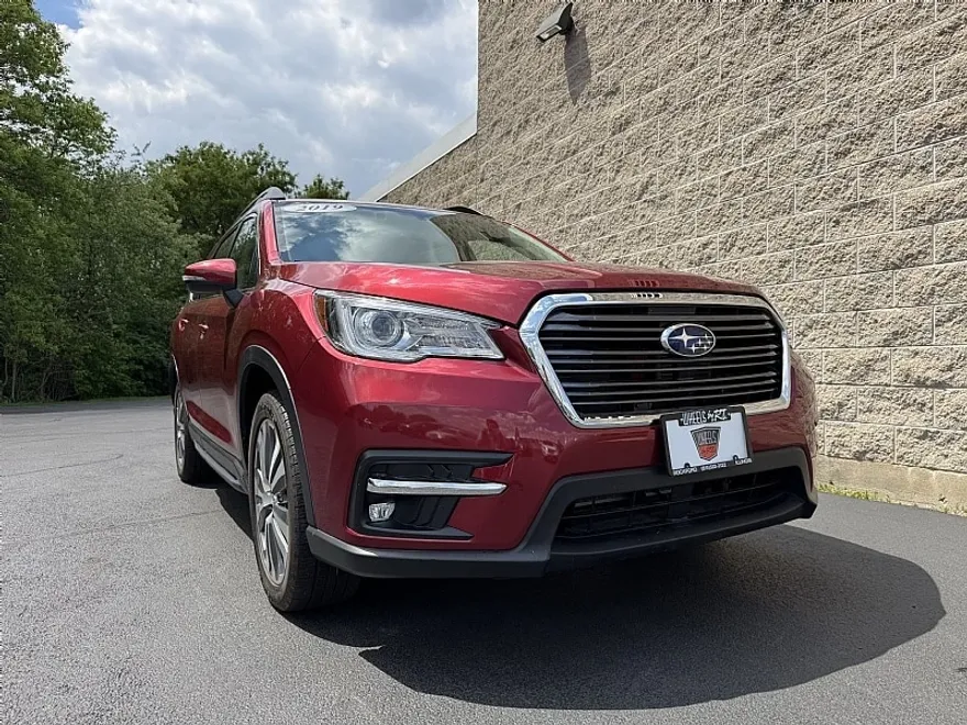 2019 Subaru Ascent Limited photo 1