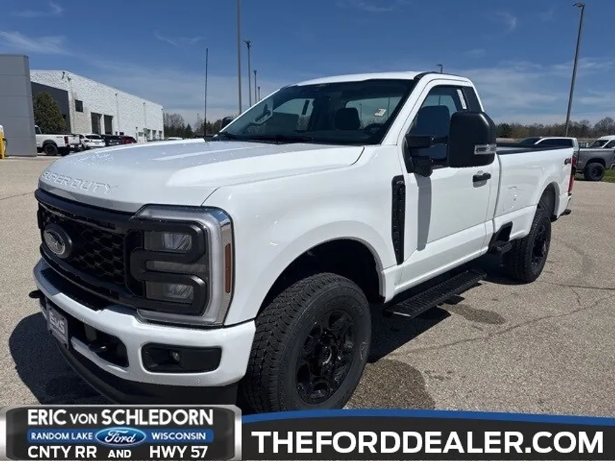 2025 Ford F-350 photo 1