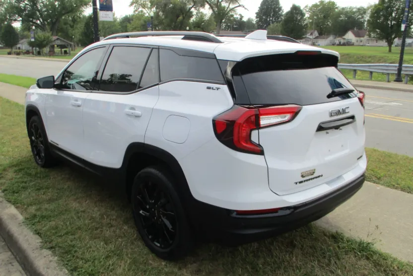 2023 Gmc Terrain SLT photo 1