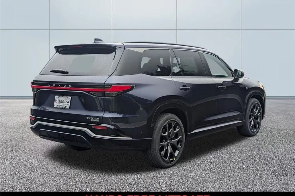 2025 Lexus TX 500h F SPORT Performance Premium photo 1