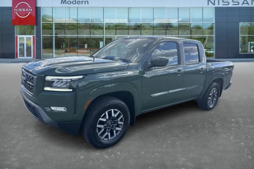 2024 Nissan Frontier SL photo 1