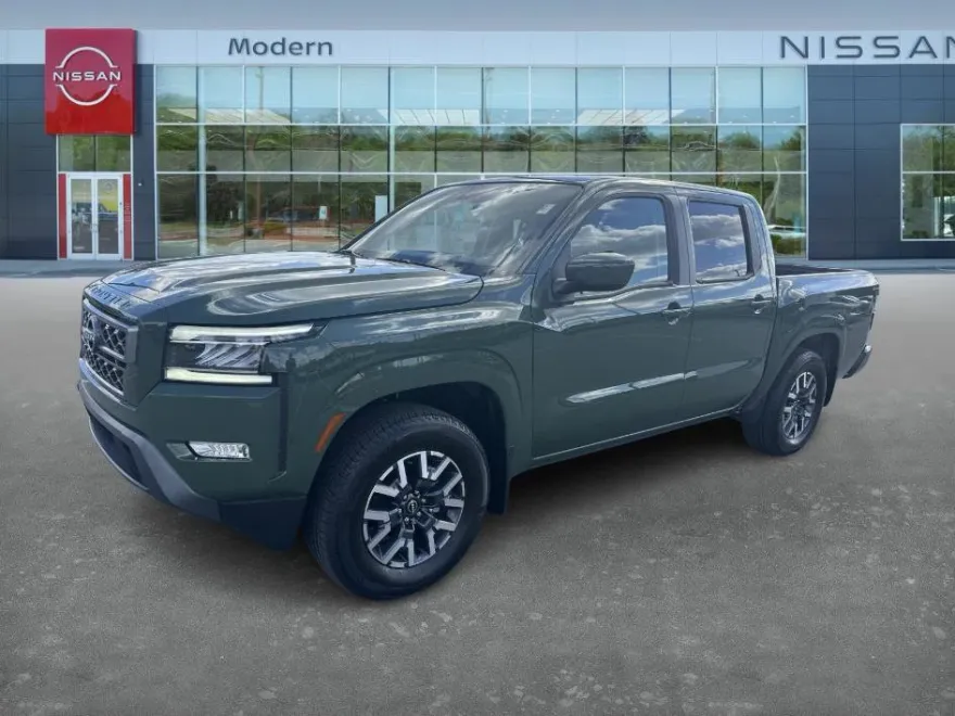 2024 Nissan Frontier SL photo 1