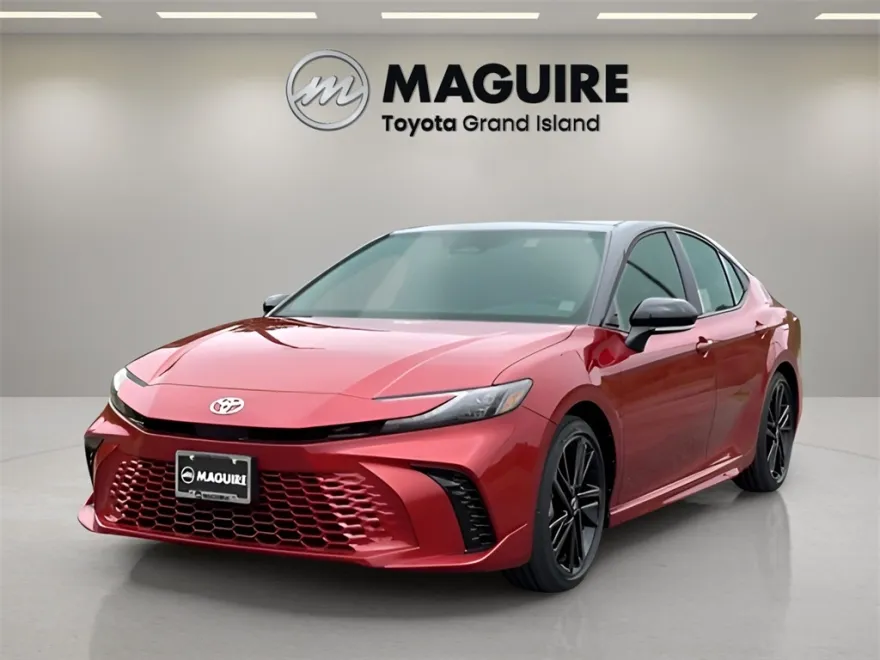 2025 Toyota Camry XSE photo 1