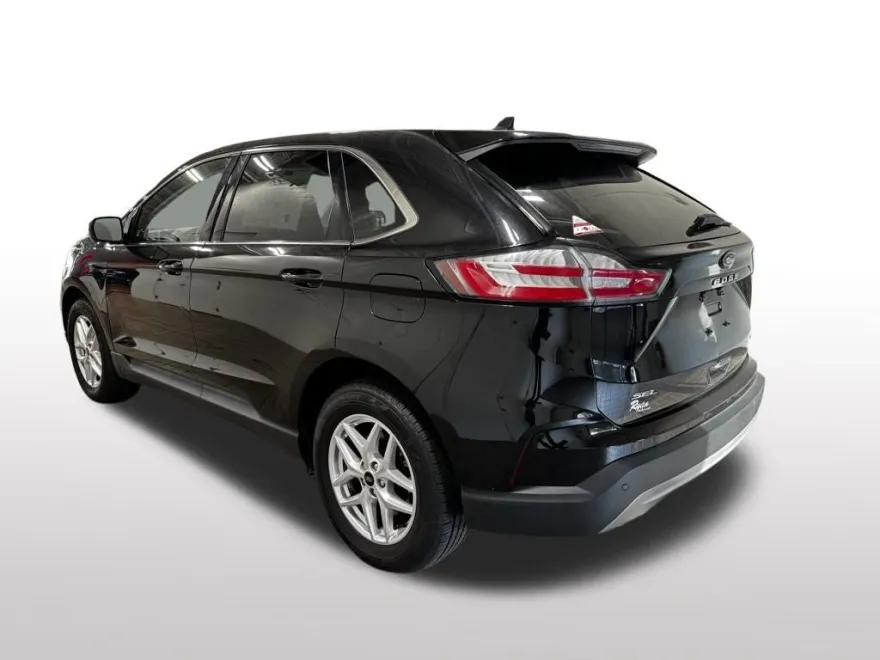 2023 Ford Edge SEL photo 1