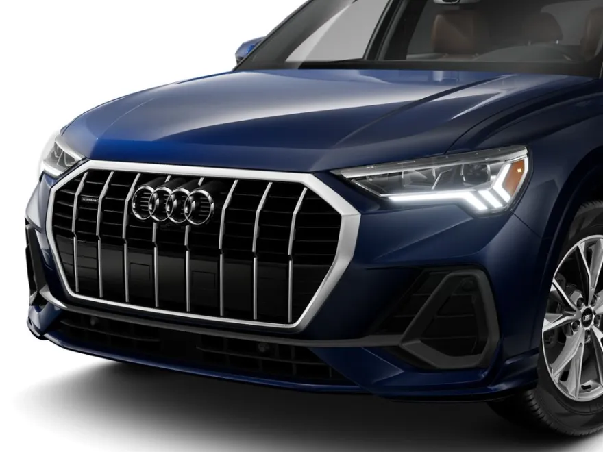 2025 Audi Q3 S line Premium Plus photo 1