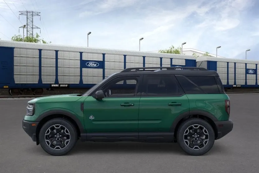 2025 Ford Bronco Sport Outer Banks photo 1