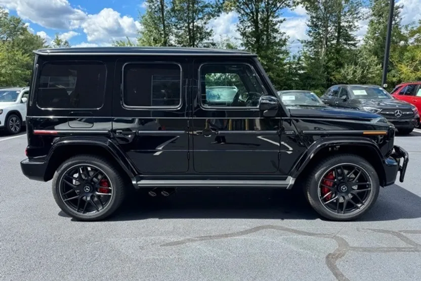 2025 Mercedes Benz G AMG 63 photo 1