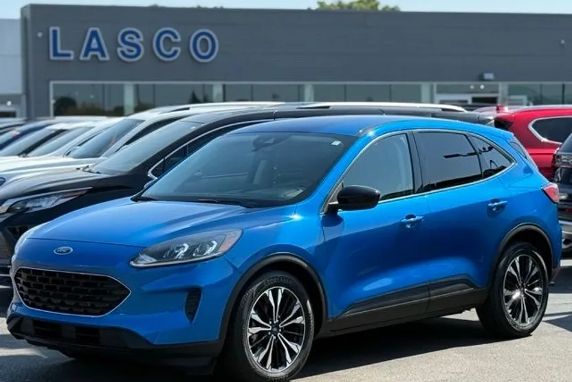 2021 Ford Escape SE photo 1