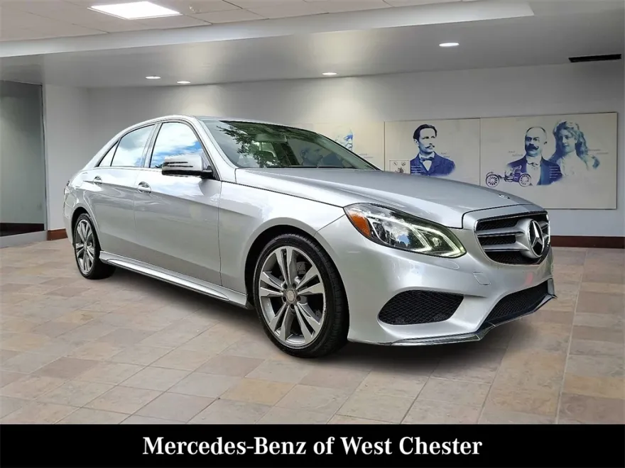 2016 Mercedes Benz E 350 4MATIC Sedan photo 1