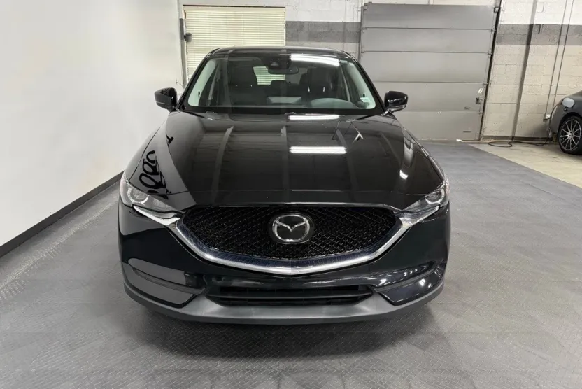 2021 Mazda CX-5 Touring photo 1
