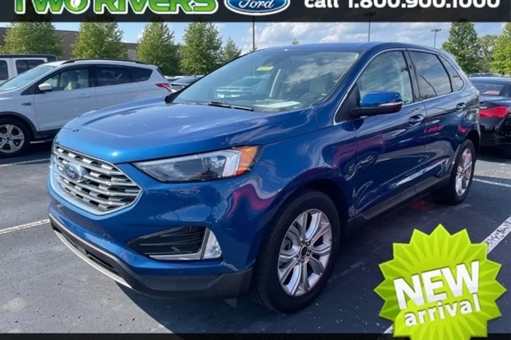 2024 Ford Edge Titanium photo 1