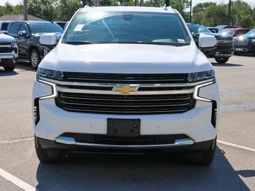 2022 Chevrolet Tahoe LT photo 1