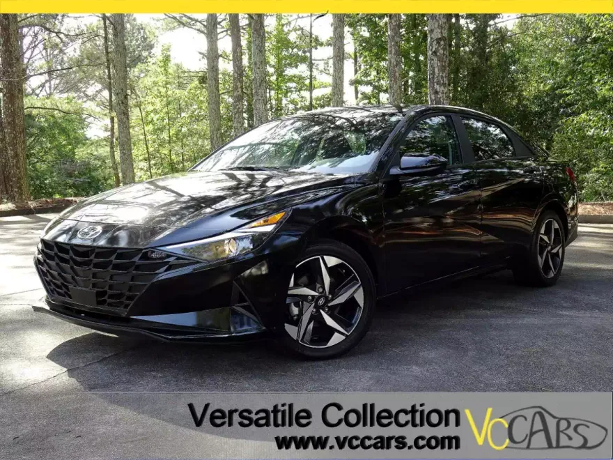 2023 Hyundai Elantra SEL Tech photo 1